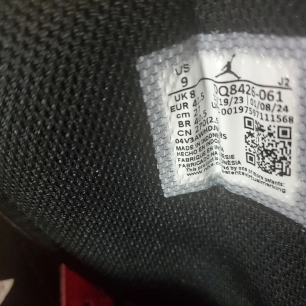 Air Jordan 1 Mid Sneakers Black/Gym Red/White